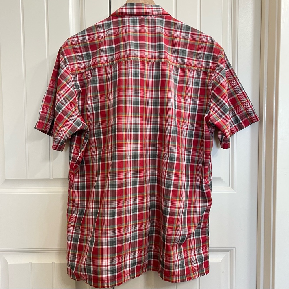 Kuhl Mens Eluxur Short Sleeve Button Down Shirt in Red Plaid, Size L - Picture 9 of 9